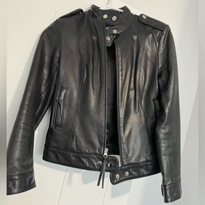 Women’s leather jacket